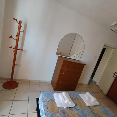 Perigiali City View Apt